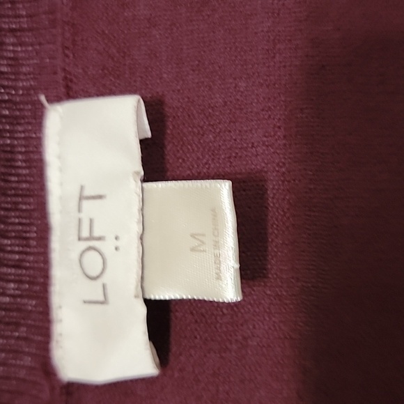 Women's Loft Crewneck Cardigan, Maroon, Medium, Pre-owned EUC - Picture 3 of 7